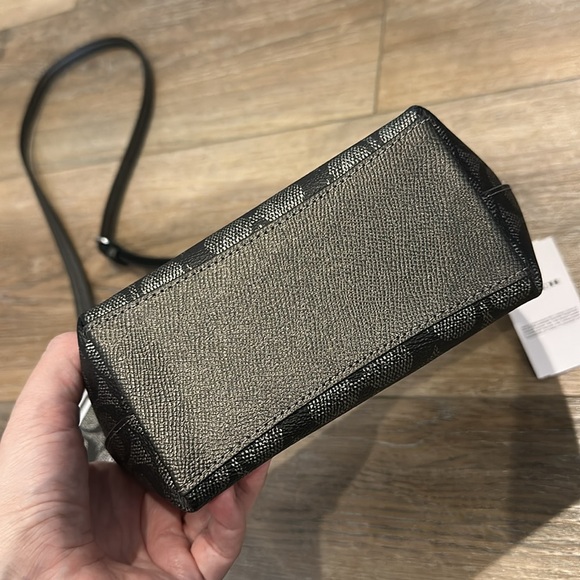 NWT Coach Crossbody Purse and ID Wallet Set! Black & Silver - Picture 10 of 13